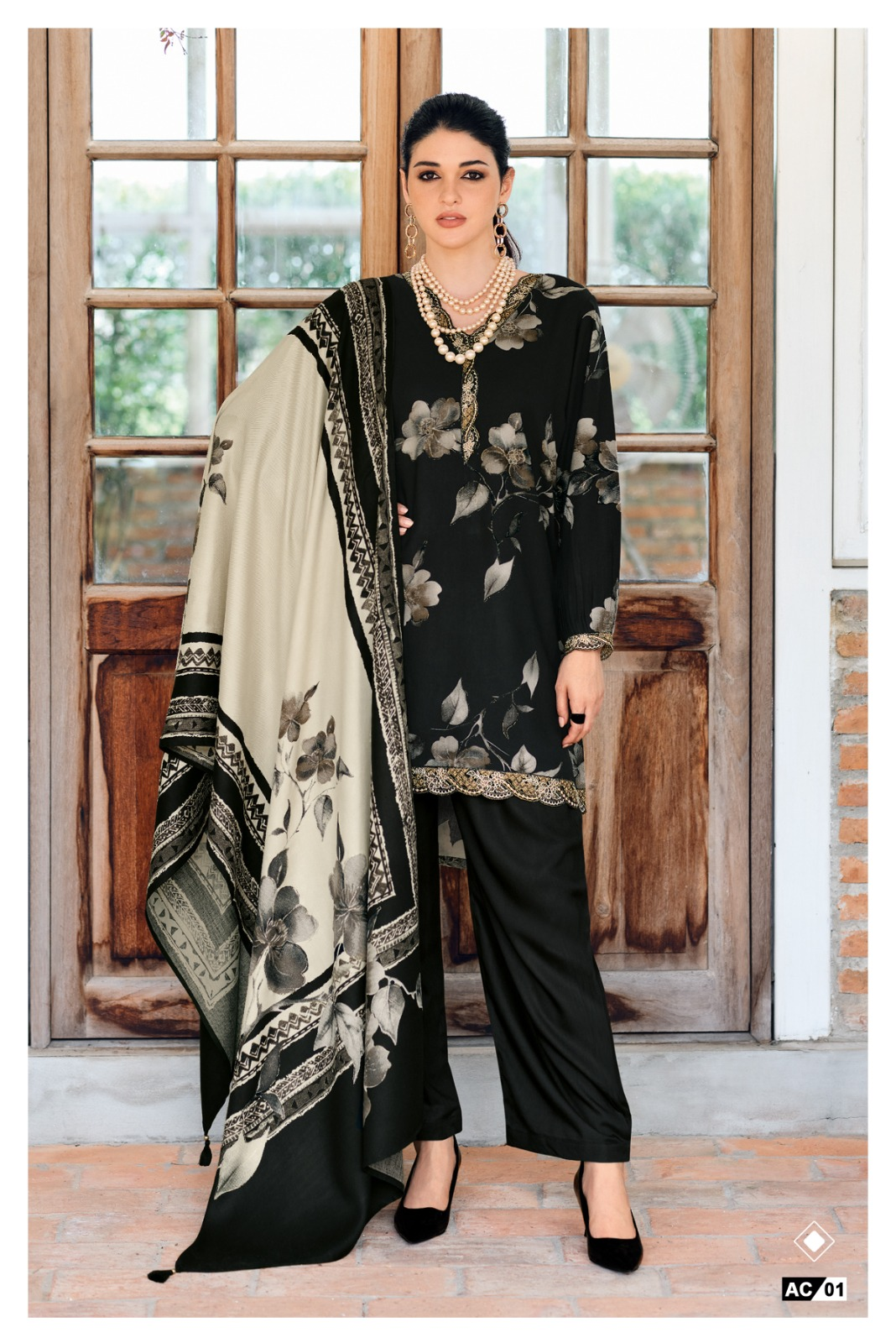 Noir Bloom Embroidered Fine Cotton Ensemble